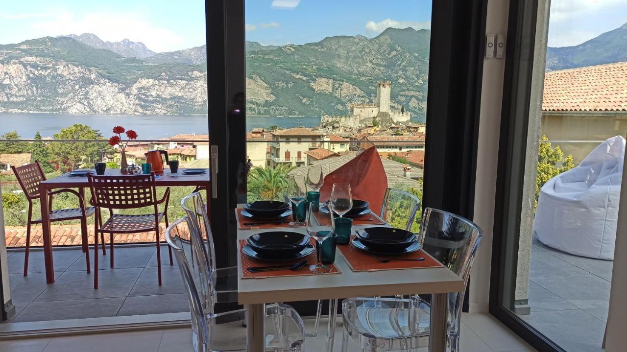 Blue Sky Garda - Sunset Apartment Малчезине Екстериор снимка